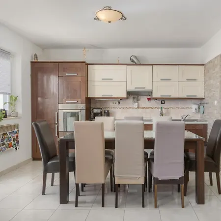 Lejlighed Vintage Spartium With Free Parking Makarska