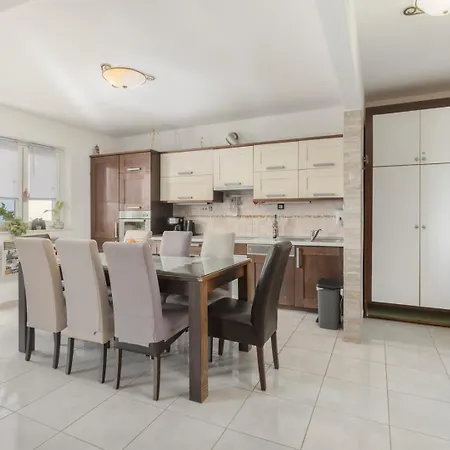Vintage Spartium With Free Parking Apartamento