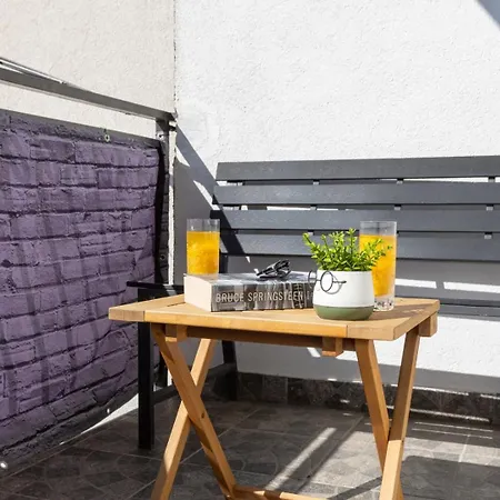 Vintage Spartium With Free Parking Apartamento *